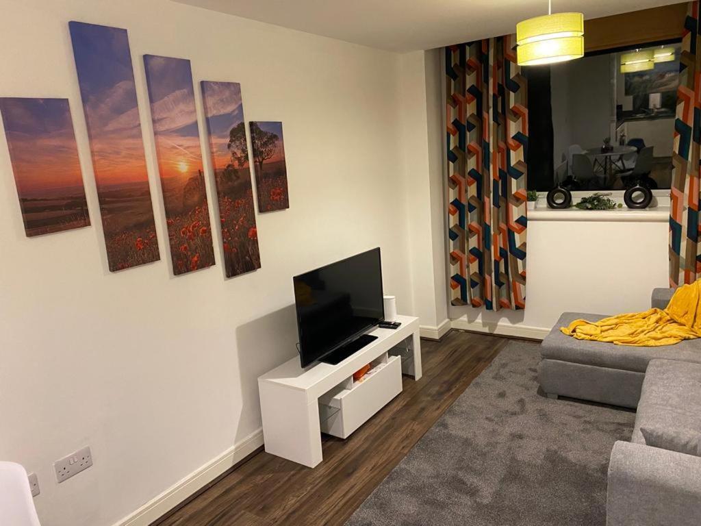 Spacious 1 Bed Relocation Apartment Free Parking, Brierley Hill Εξωτερικό φωτογραφία